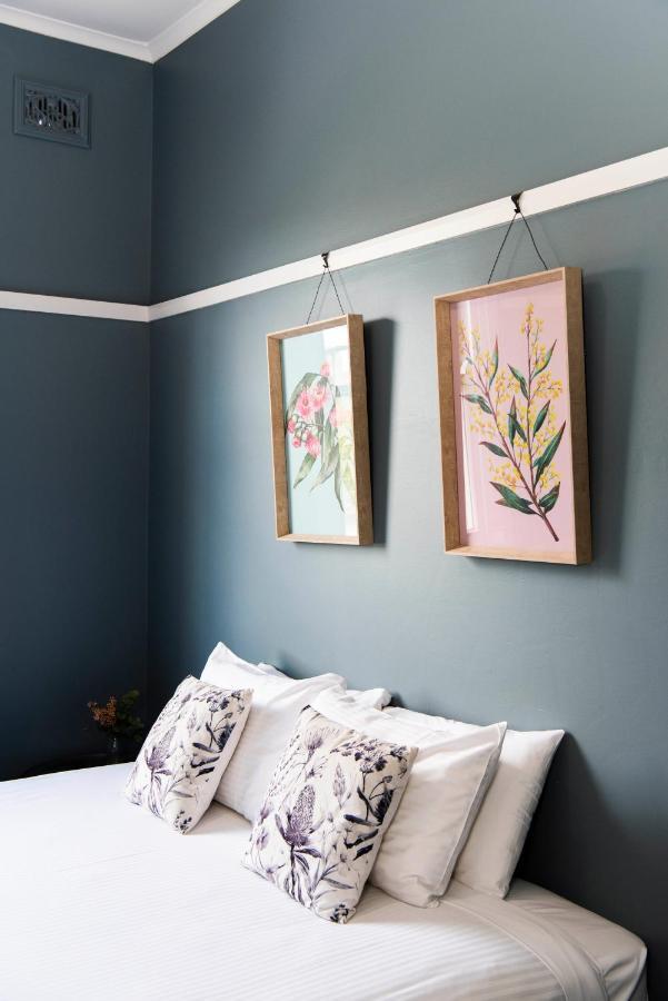The Paragon Hotel Mudgee Bagian luar foto